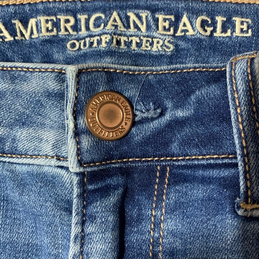 American Eagle Outfitters Denim Bermuda Shorts Blue Denim shorts Size UK16 - Picture 3 of 6